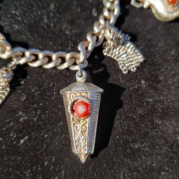 Antique tibetan charm bracelet - Picture 3 of 5